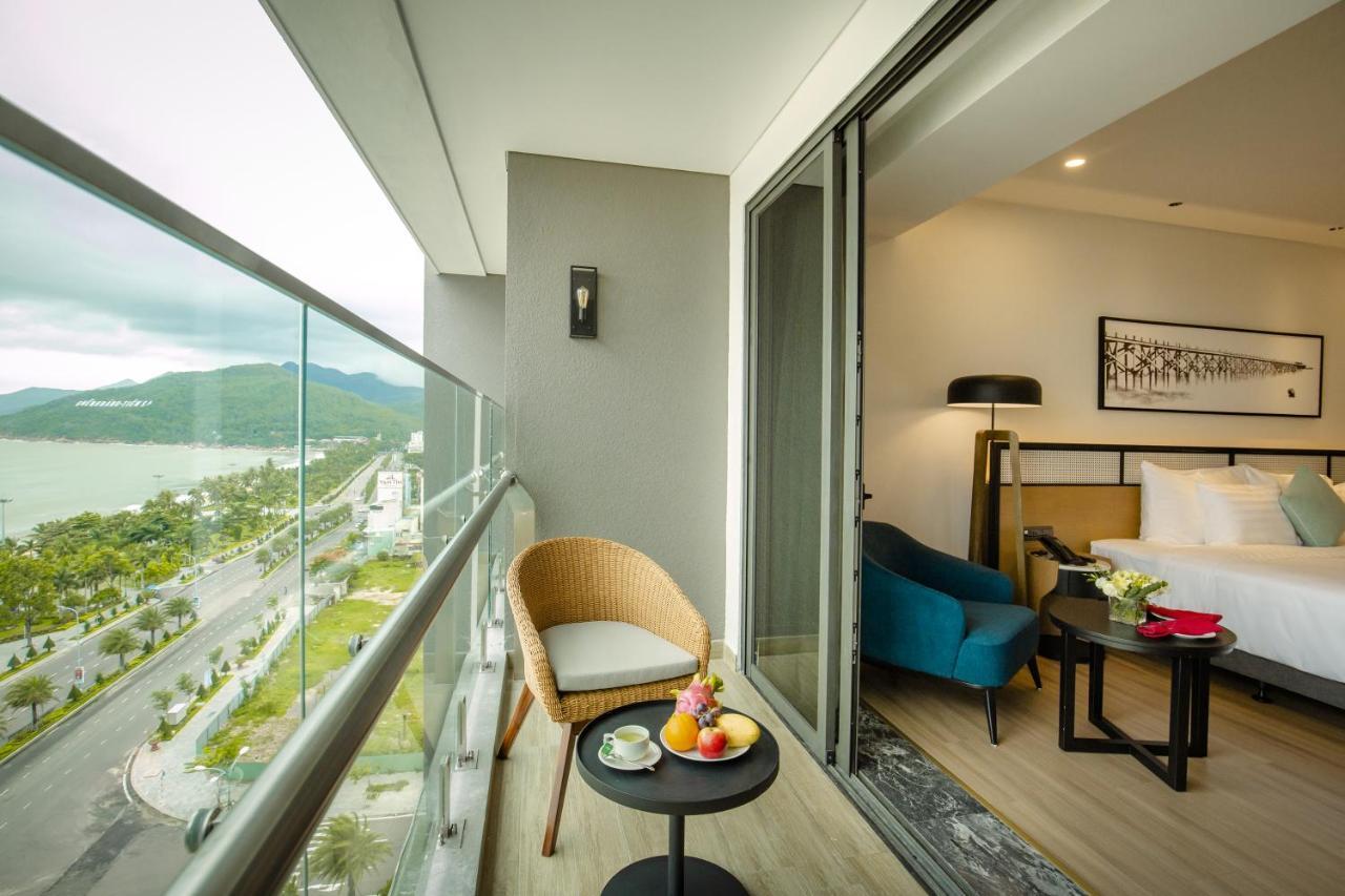 Flc City Hotel Beach Куинён Экстерьер фото