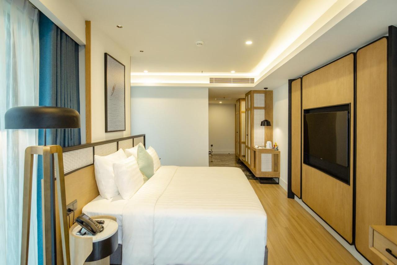 Flc City Hotel Beach Куинён Экстерьер фото