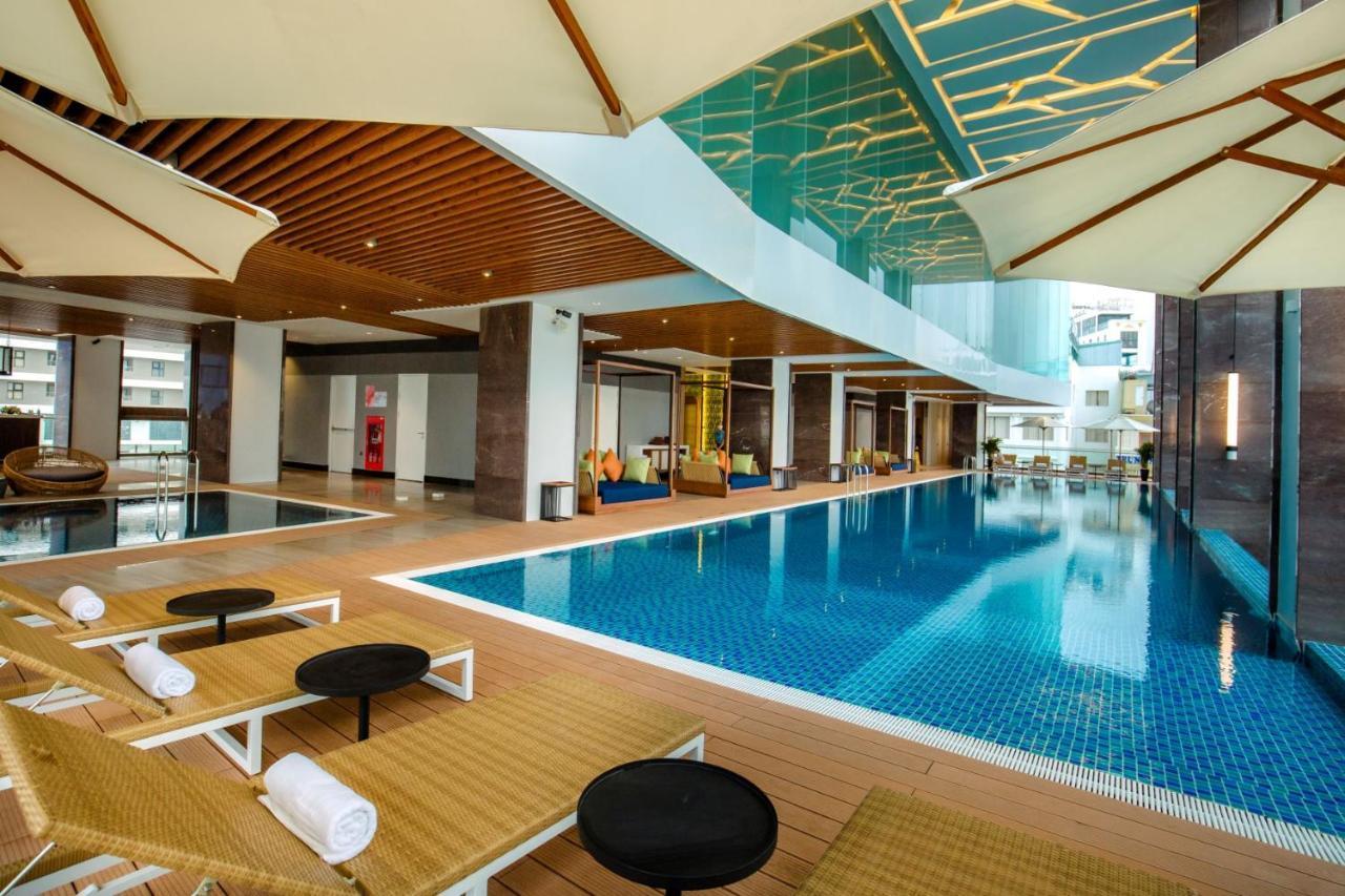 Flc City Hotel Beach Куинён Экстерьер фото