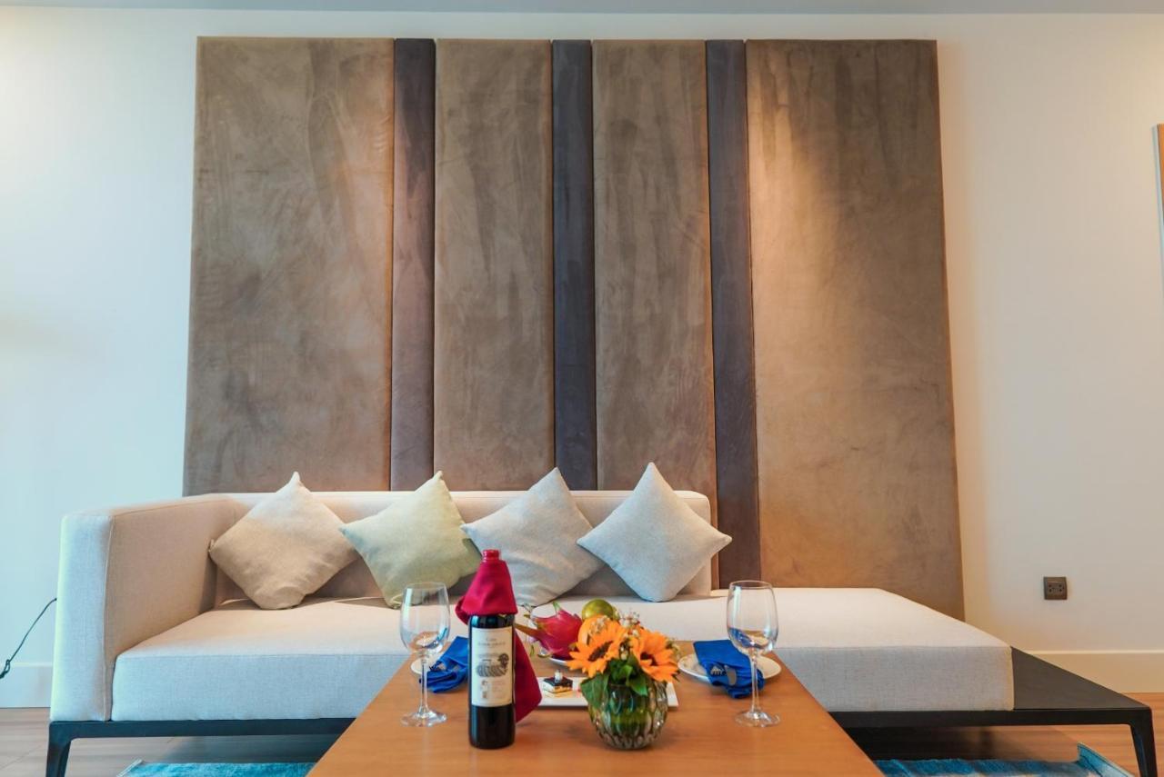 Flc City Hotel Beach Куинён Экстерьер фото