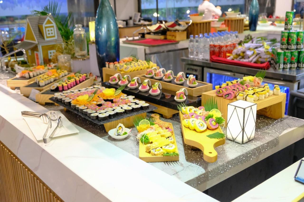 Flc City Hotel Beach Куинён Экстерьер фото